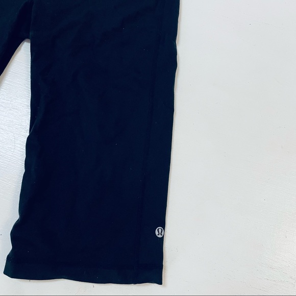 Lululemon Black Capri Leggings Stretchy size 8 - Picture 4 of 8